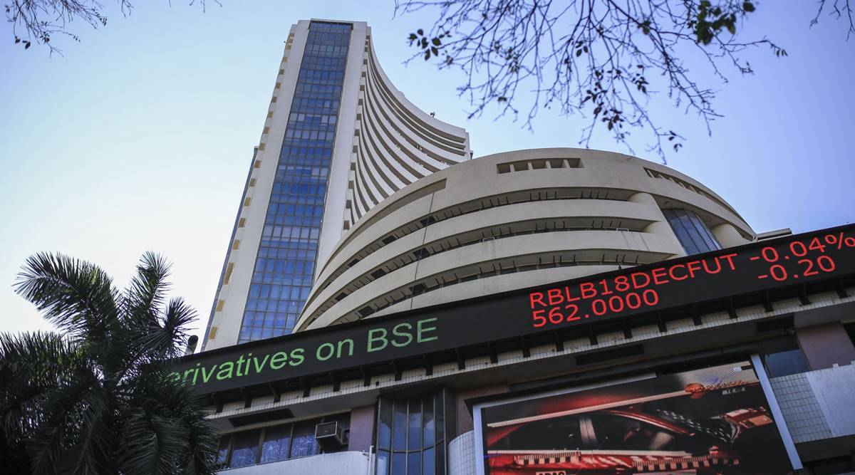 Sensex Sets Off 500 Pts Up On FII Buying Binge