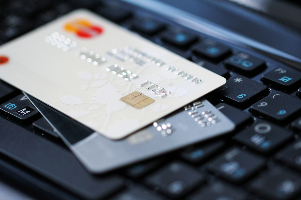 Why Should You Choose a Credit Line Over a Credit Card?