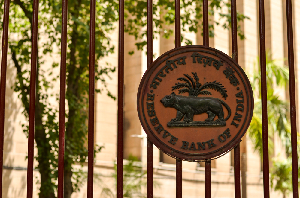 RBI To Slap 10k Fine On Banks For Dry ATMs