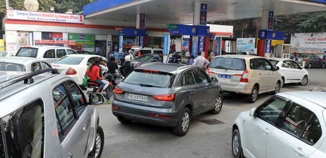 Banks-petrol pumps' battle: Reality Bites